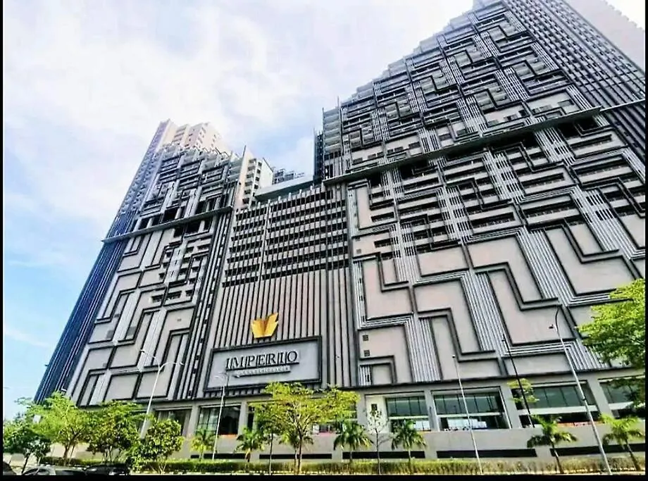 Sunsetfullyseaview#Netflix#Sofabed#Freecarprk#4Pax#Privatebathtub#Imperioresidence Malacca