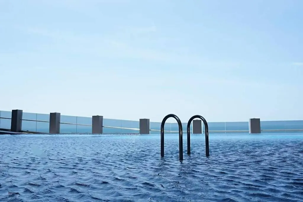 Sunsetfullyseaview#Netflix#Sofabed#Freecarprk#4Pax#Privatebathtub#Imperioresidence Malacca Apartment