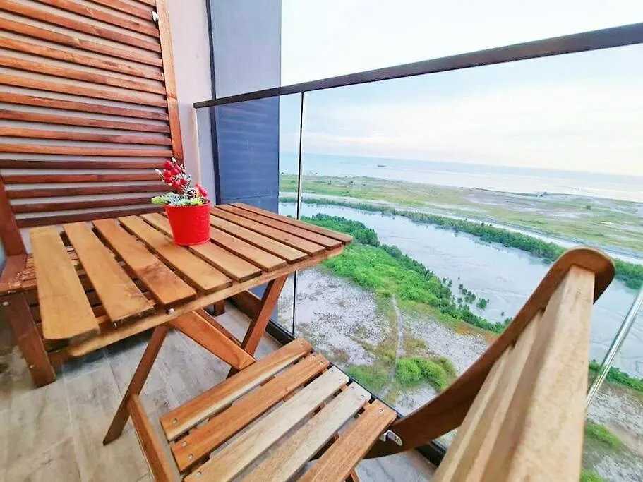 Sunsetfullyseaview#Netflix#Sofabed#Freecarprk#4Pax#Privatebathtub#Imperioresidence Malacca 0*,  Malaysia